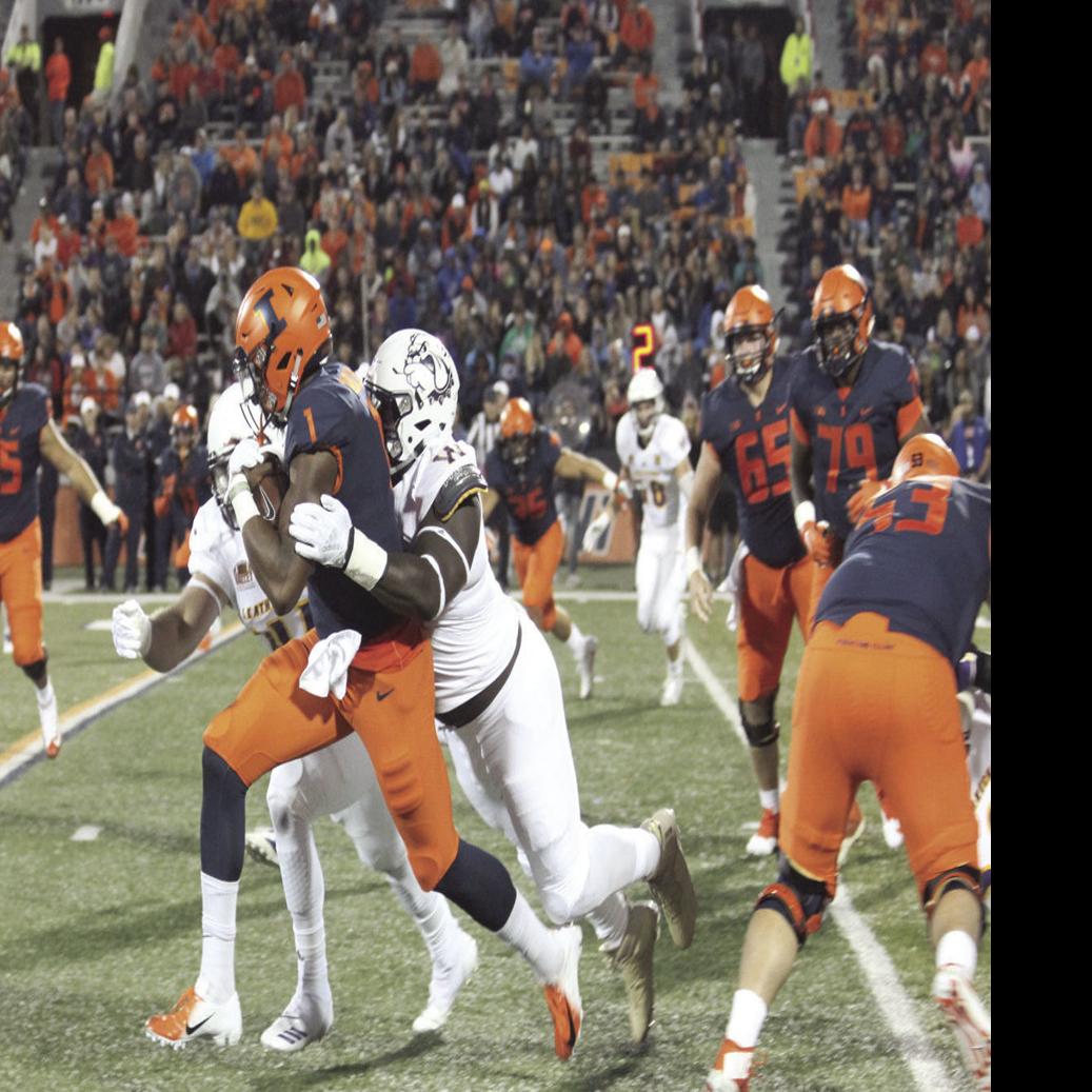 Wiu Gives Fighting Illini A Battle College Sports Qconline Com