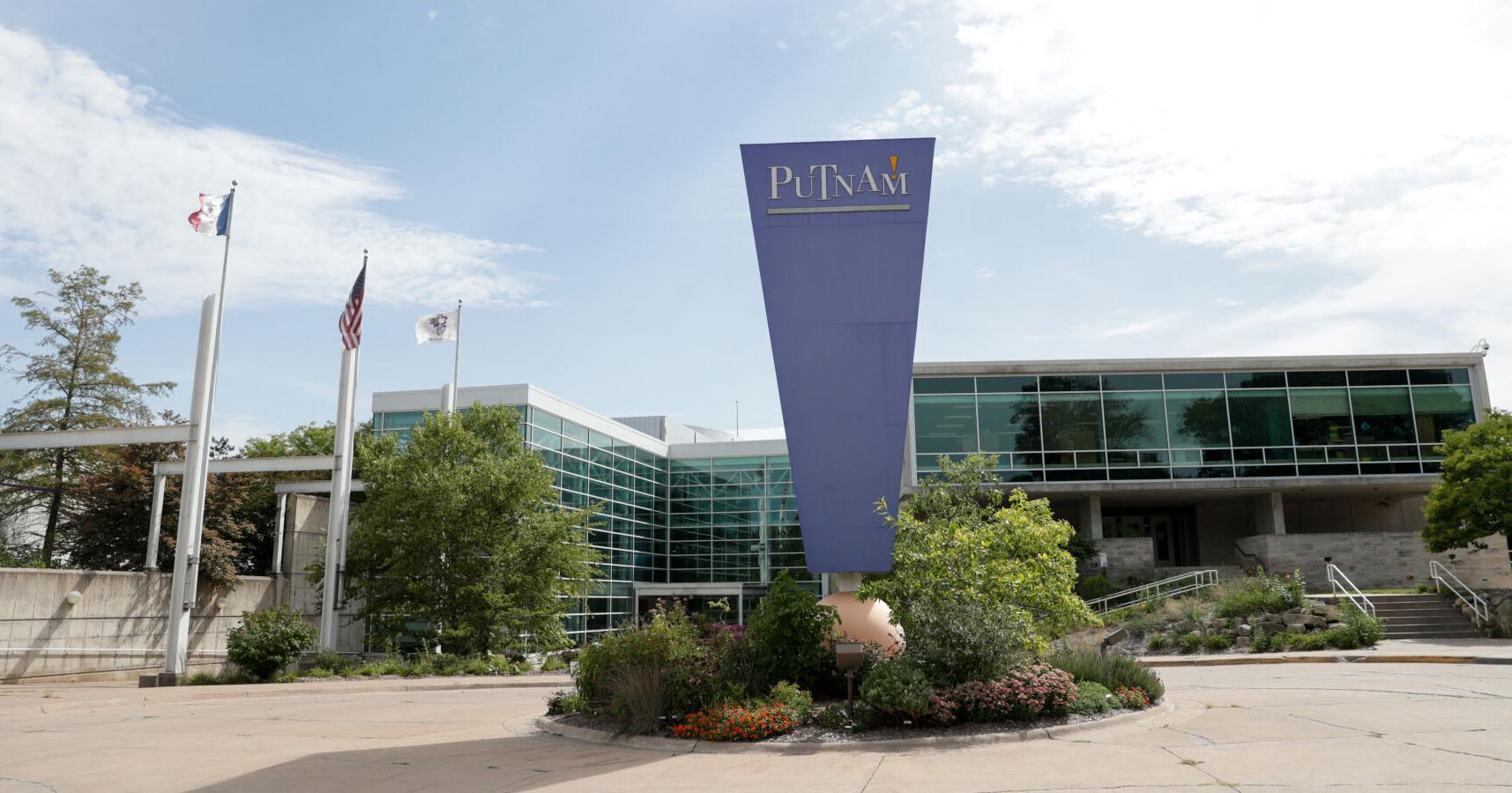 Davenport's Putnam Museum names new CEO - Vimarsana News