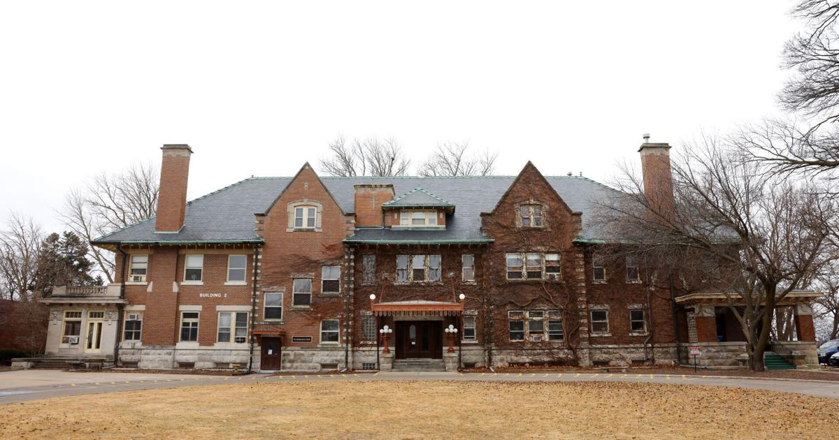 Rivermont Collegiate to pilot AI program this fall