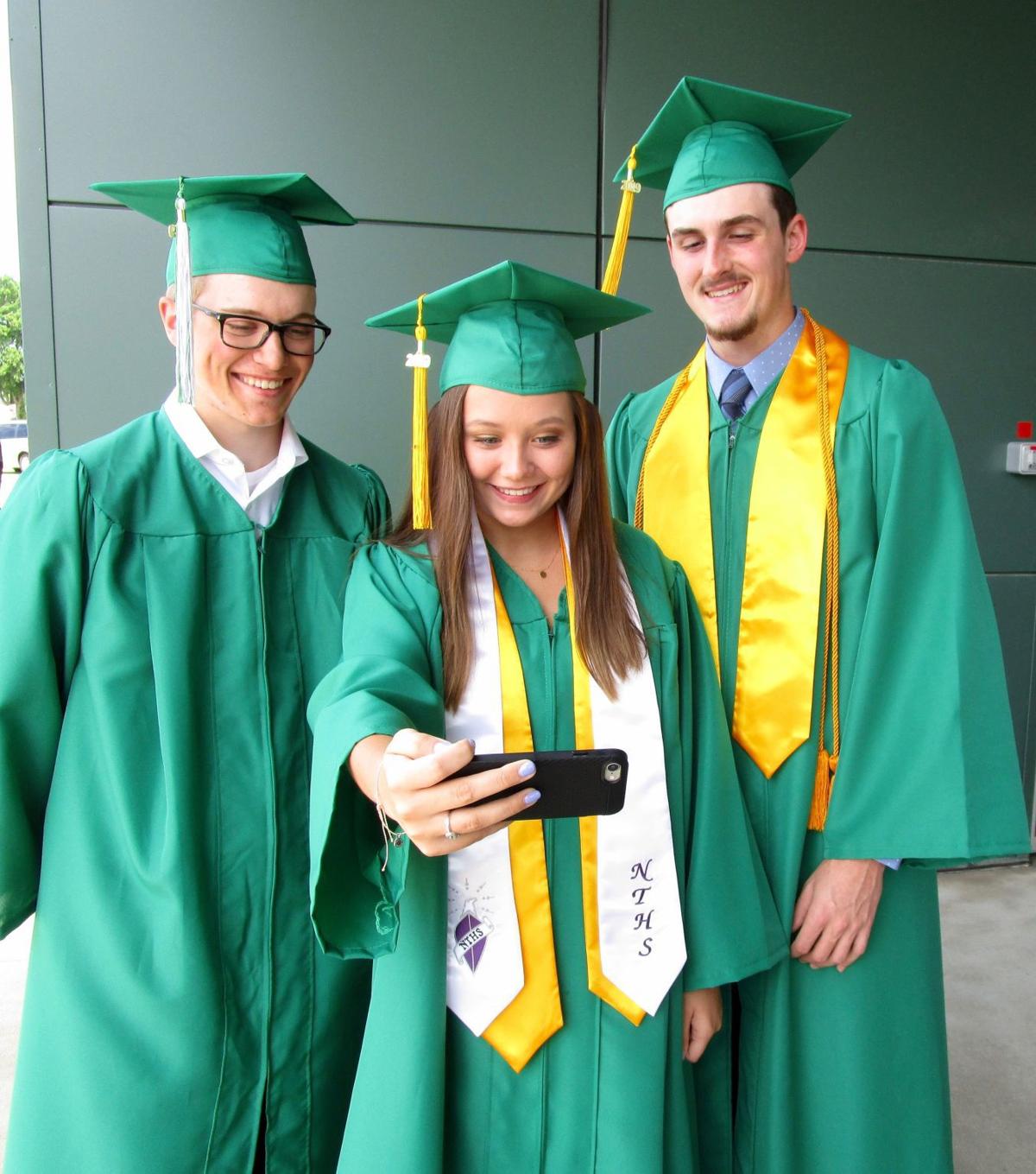 Geneseo High School honors its 2019 graduates