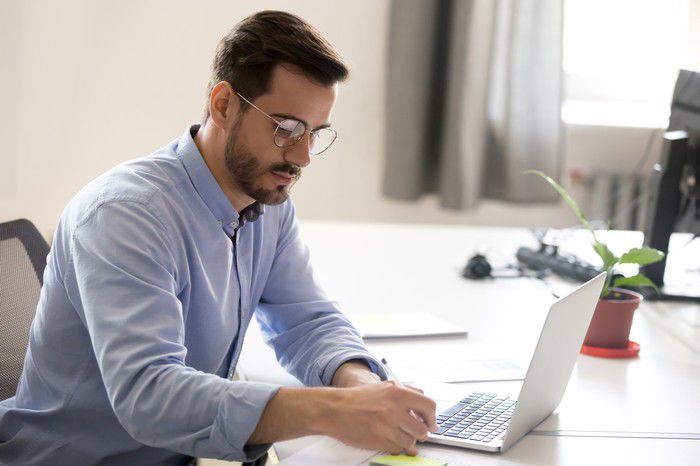These Seemingly Minor Work Habits Could Be Jeopardizing Your Career