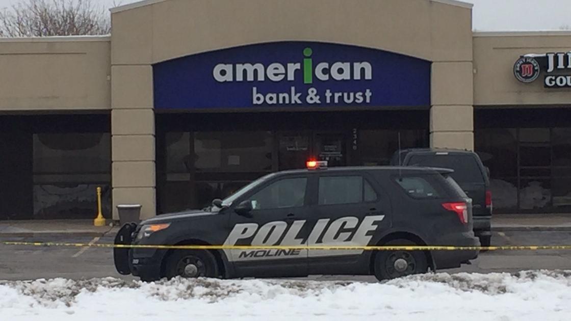 AMERICAN BANK IN MOLINE ROBBED AT GUNPOINT