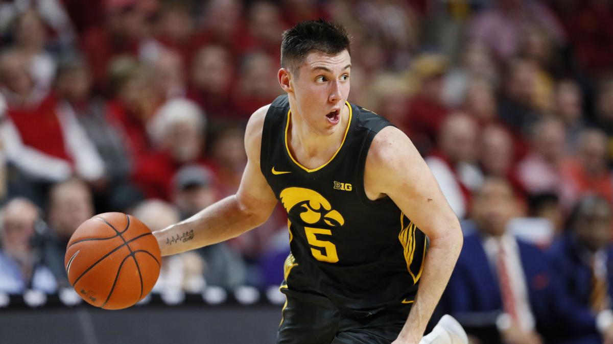 Hawkeyes Now A Team Full Of Go To Guys Basketball Qconline Com
