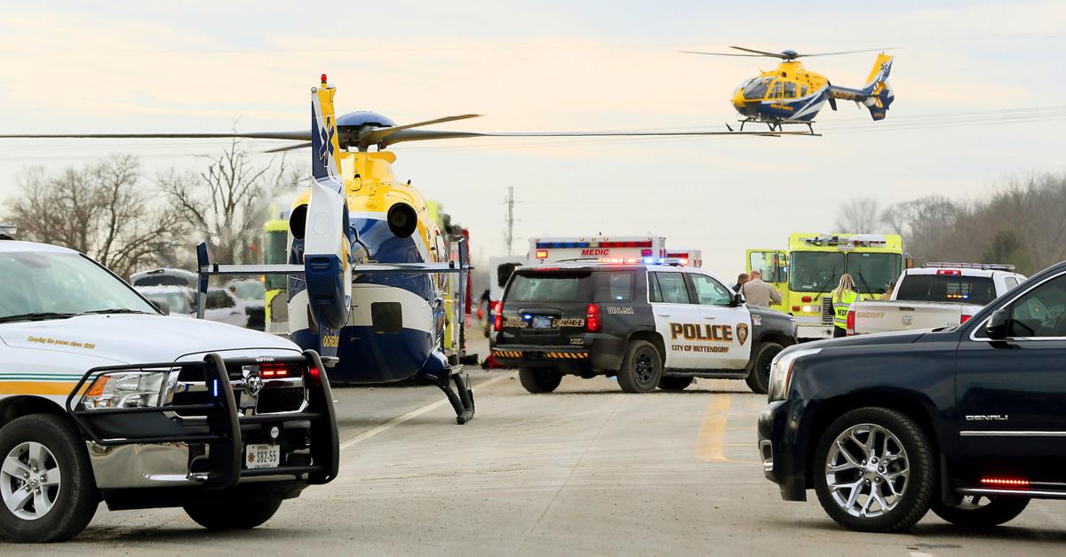 Updated Head On Crash On U S 67 Sends 2 To Iowa City Hospital Closes Highway Near Arconic Local News Qconline Com