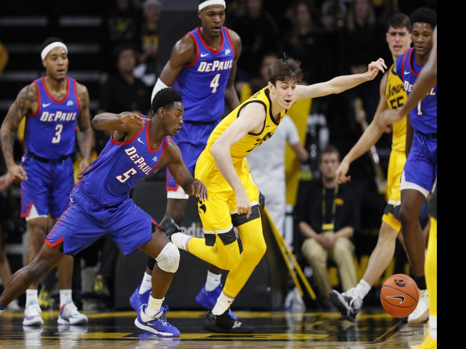 Reed Scores 25 Depaul Blasts Iowa 93 78 Basketball Qconline Com