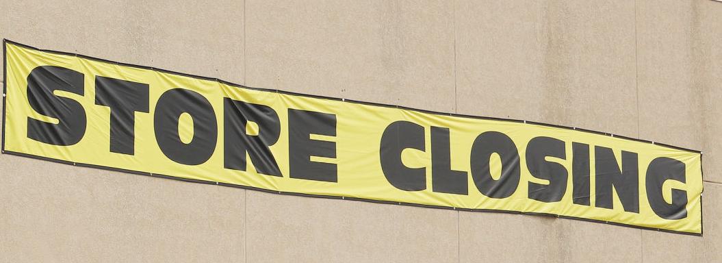 Store closing sign