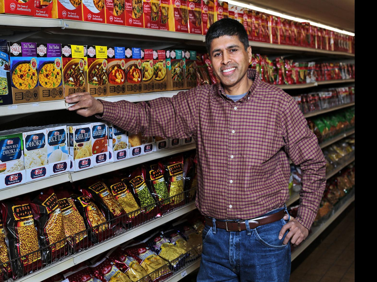 East Moline Market Features A World Of Foods Local News Qconline Com