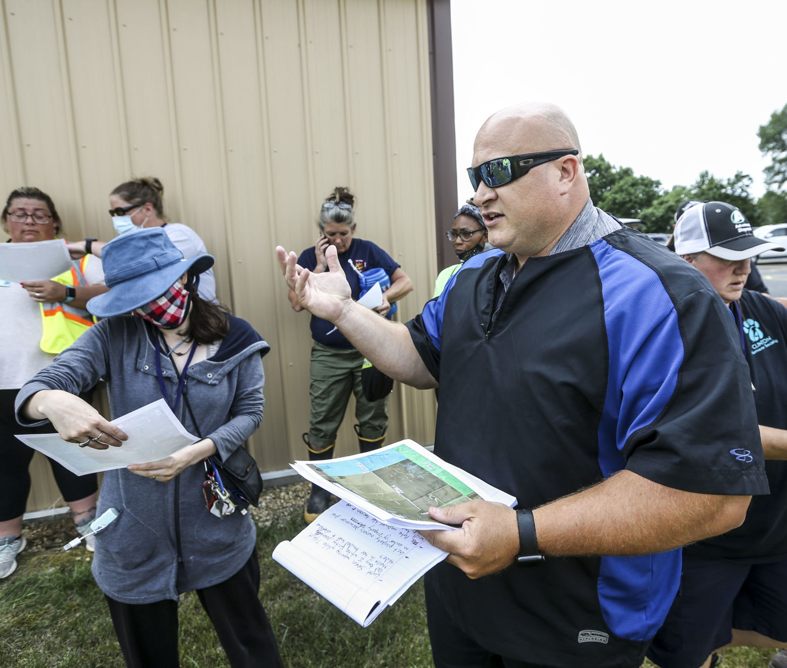 clinton blue sunglasses
