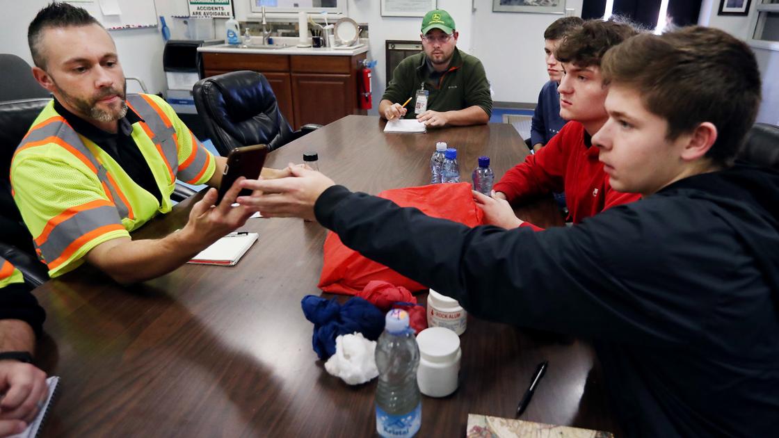 Iowa American Water worker makes it possible to take tap water for granted - Quad-Cities Online