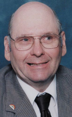 Richard VanDeWiele - Stephens Funeral Service