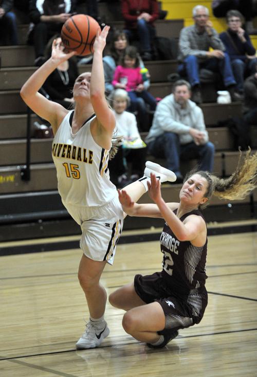 Riverdale Girls Growing Up Quick Qc Prep Sports Qconline Com