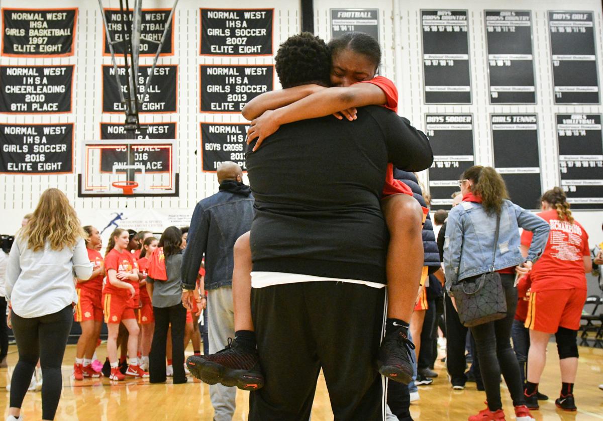 Simmer On Fire To Help Rocks To Win Basketball Qconline Com