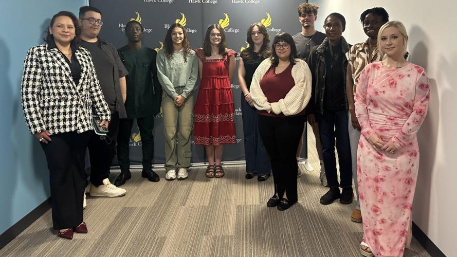 QC Campus students join Phi Theta Kappa honor society – Spring 2026