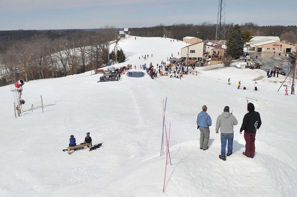 Ski Snowstar's 2015 Slush Pit Event
