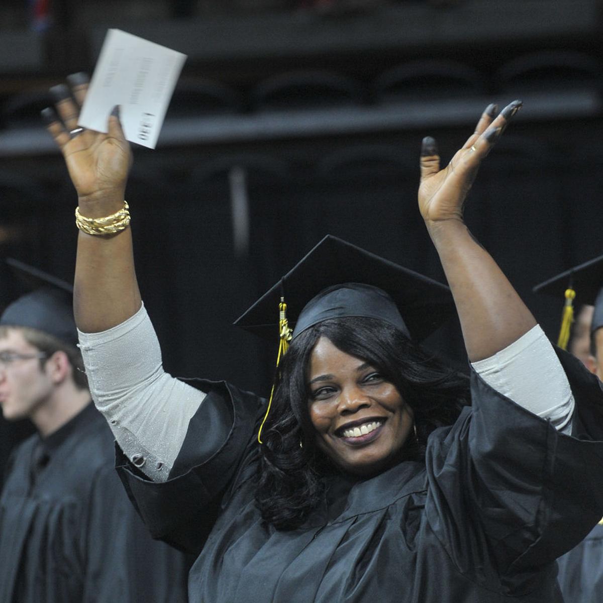 Bhc Graduates Told Learning Must Not Stop Local News Qconline Com