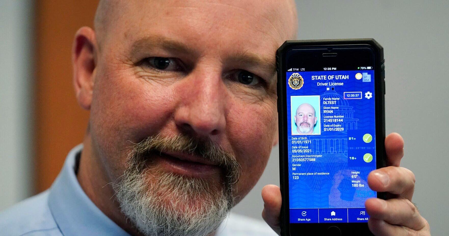 Legislation allowing for digital IDs, driver's licenses heads to Pritzker's desk - Vimarsana News