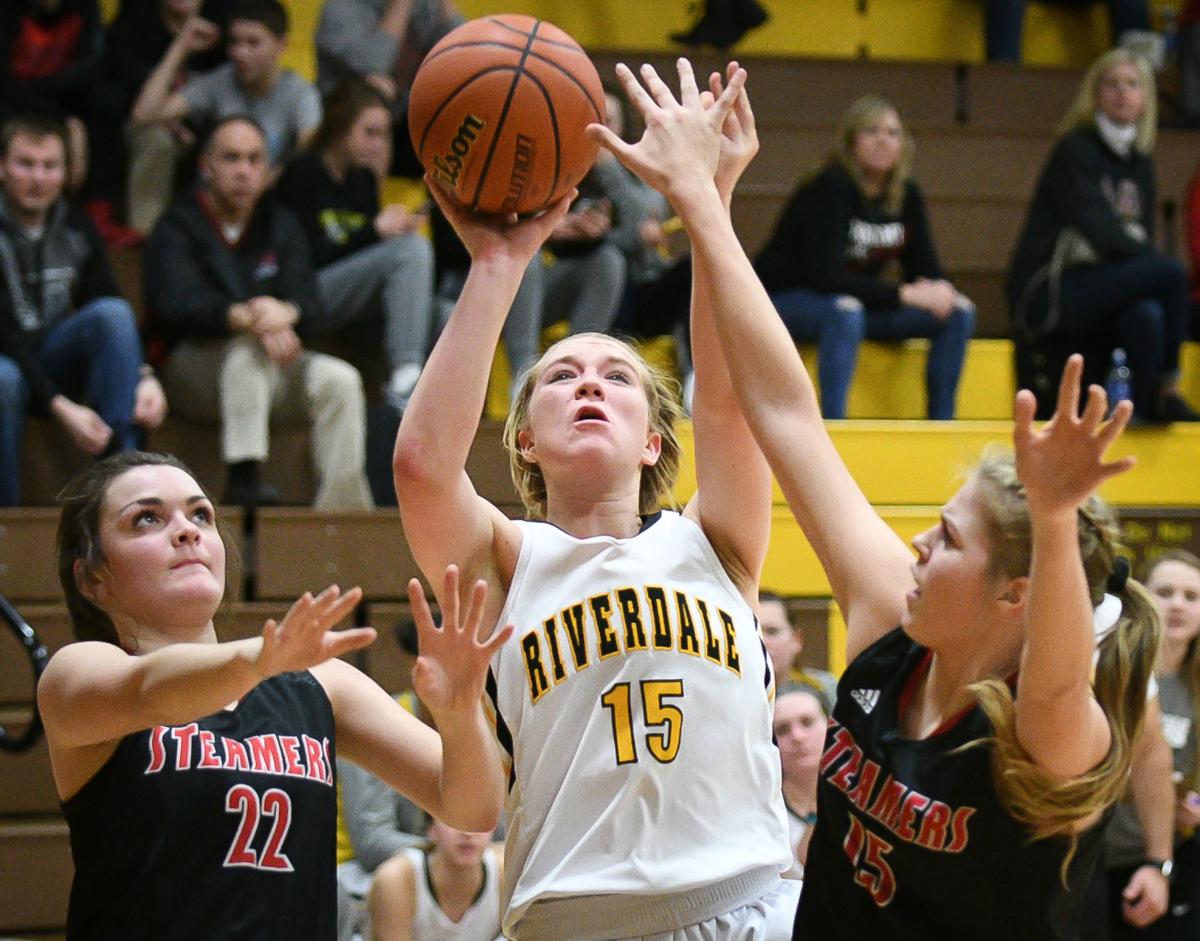 Hatch Puts His Stamp On Riverdale Girls Basketball Program Qc Prep Sports Qconline Com