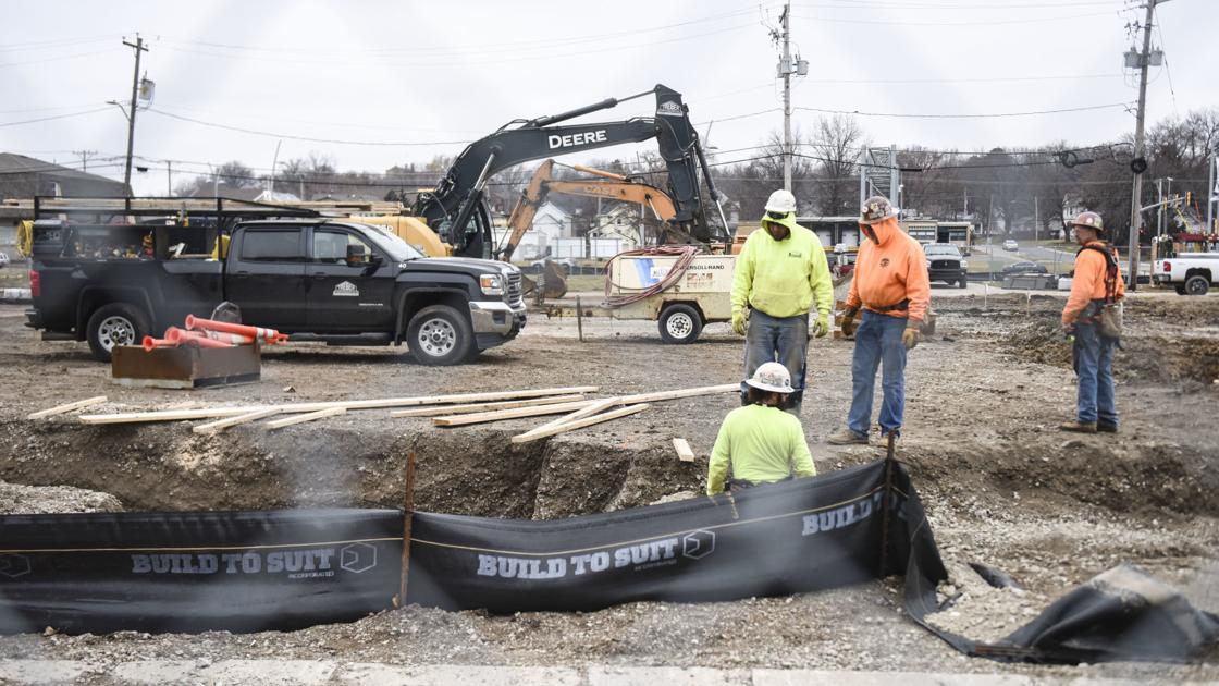 New downtown Bettendorf office building coming into focus