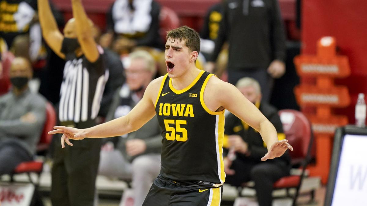 Iowa Wisconsin Basketball