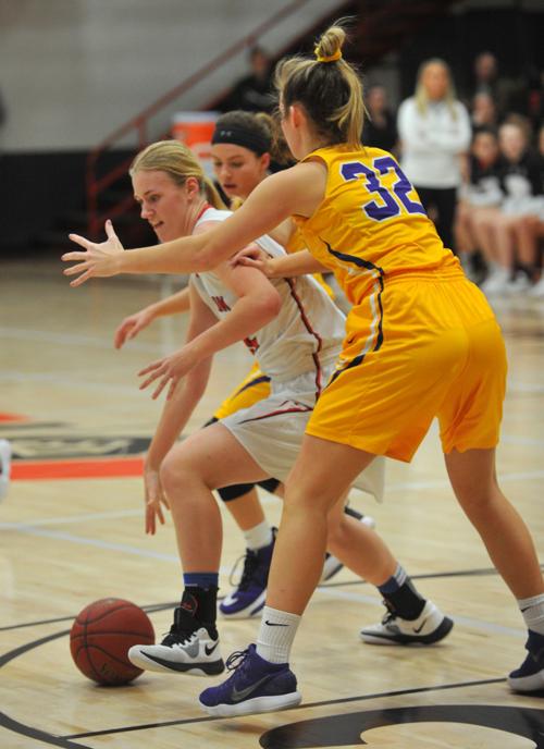 Sherrard Vs Assumption At The Ihmvcu Shootout Girls Basketball