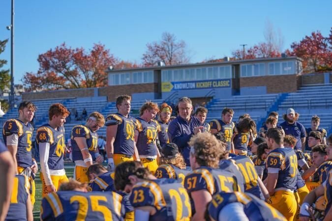 Football opens 2026 campagin against Simpson