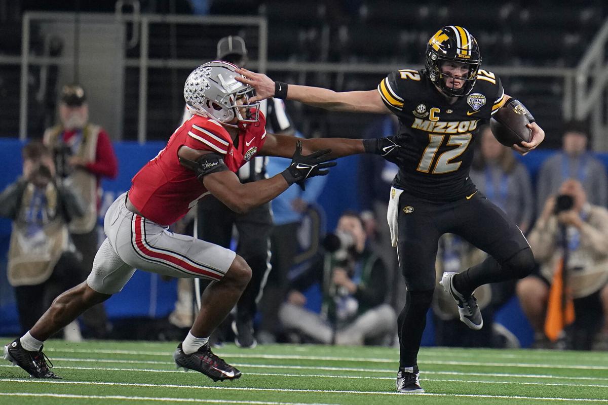 Schrader, Missouri stop Ohio State at Cotton Bowl