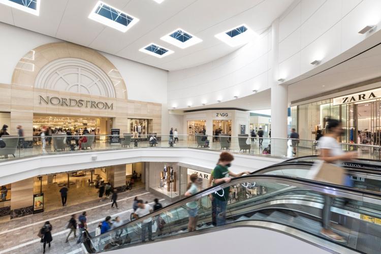 Paramus Houses Second-Largest Mall in New Jersey