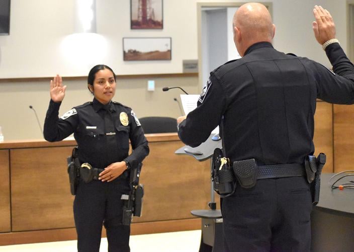 New police officer takes oath of office in Quincy