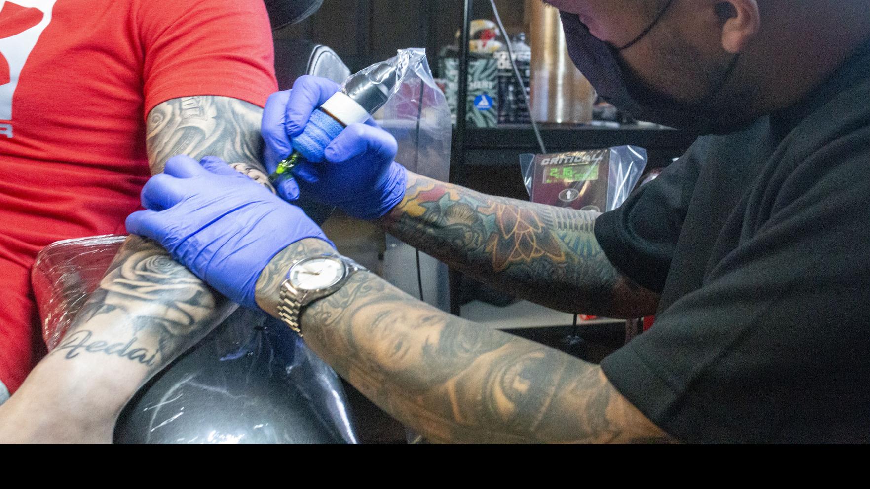 Artist Moves From Tattooing Pig Skin To Hollywood News Qvpr Com