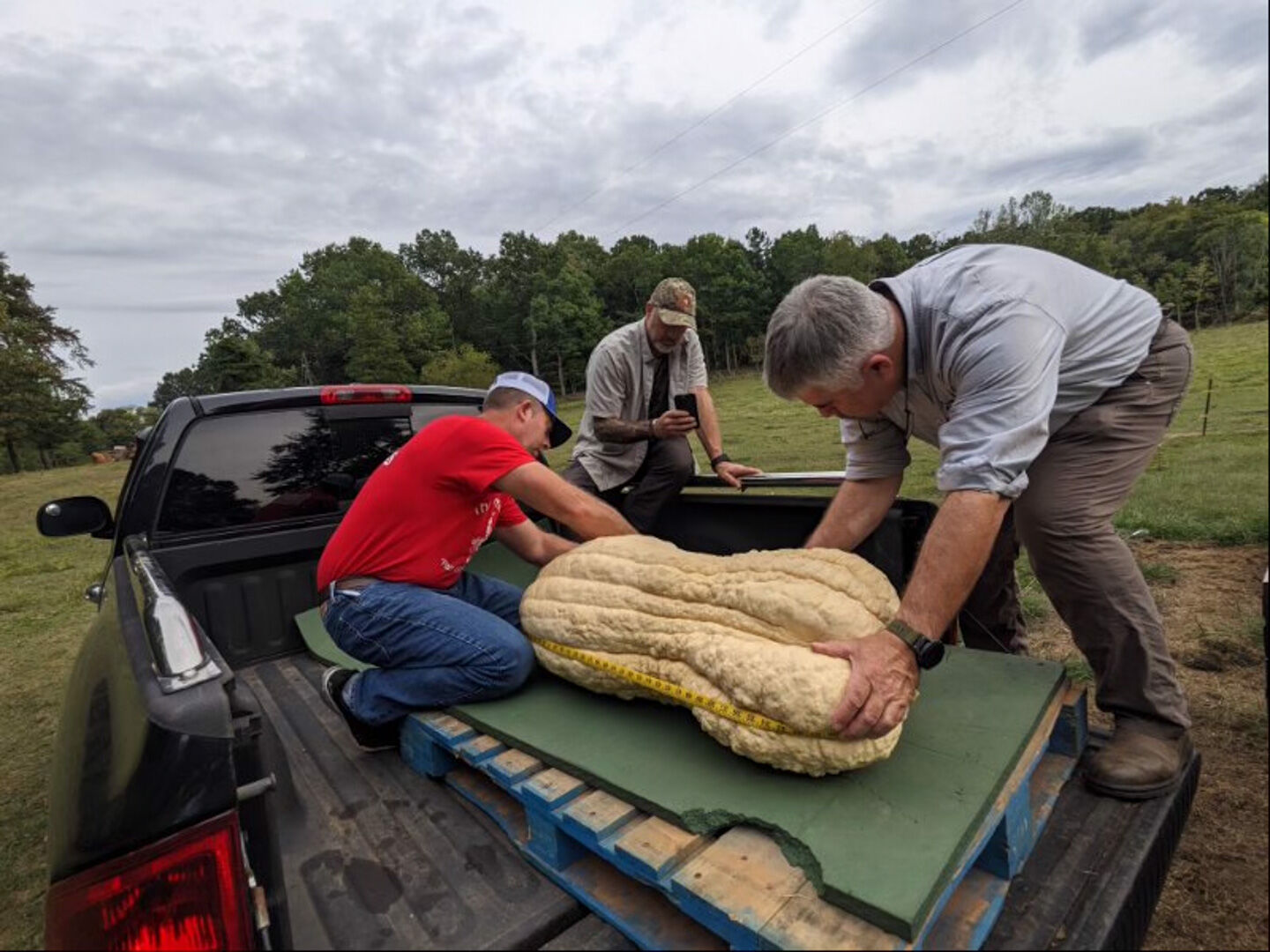 Rappahannock veggie grower breaks world record for largest