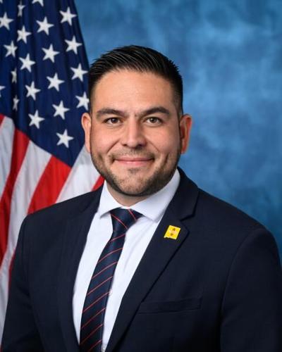 Vasquez forms bipartisan Southwest Caucus Main Photo