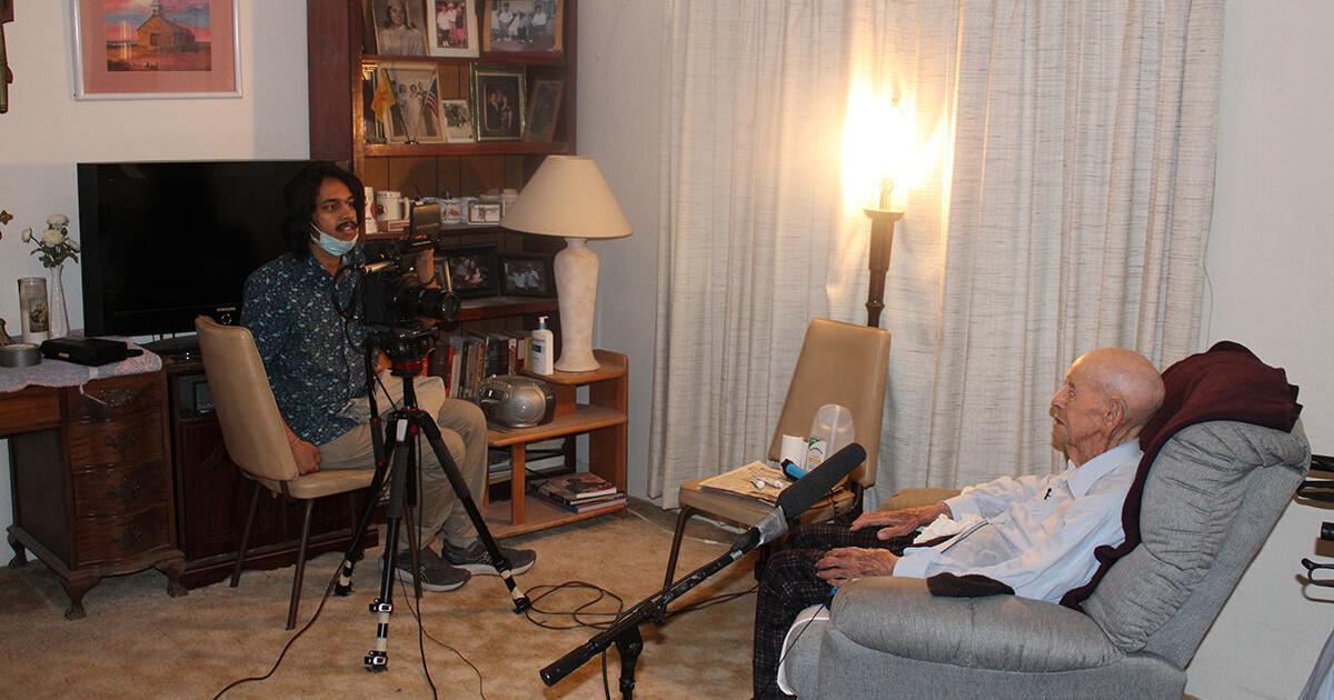 Picturing the Year- World War II veteran shares story | Local News ...