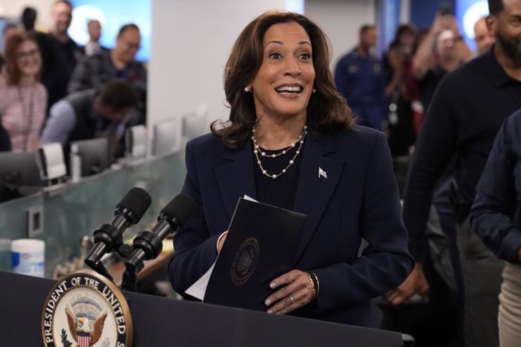 Dems lead in presidential, U.S. senate races in New Mexico, poll says