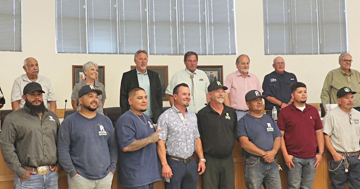 Roswell City Council, city water crew