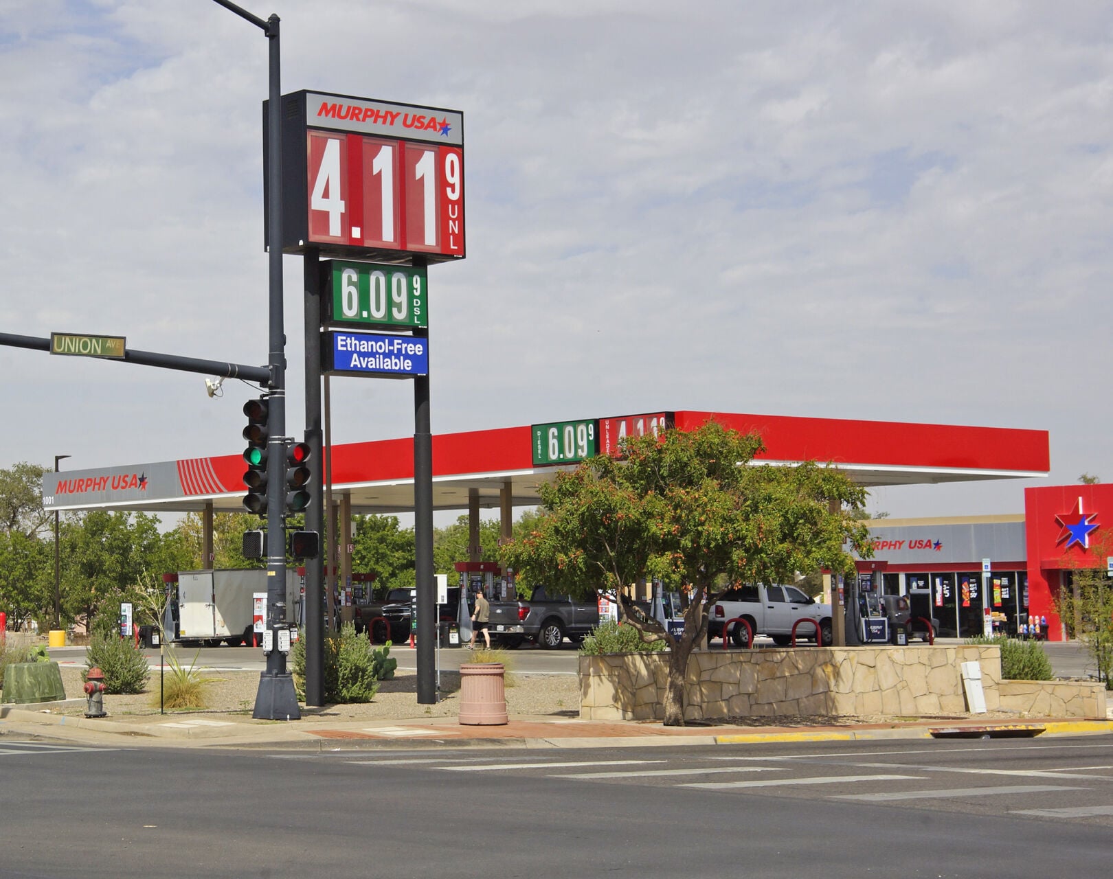 Gas prices keep climbing