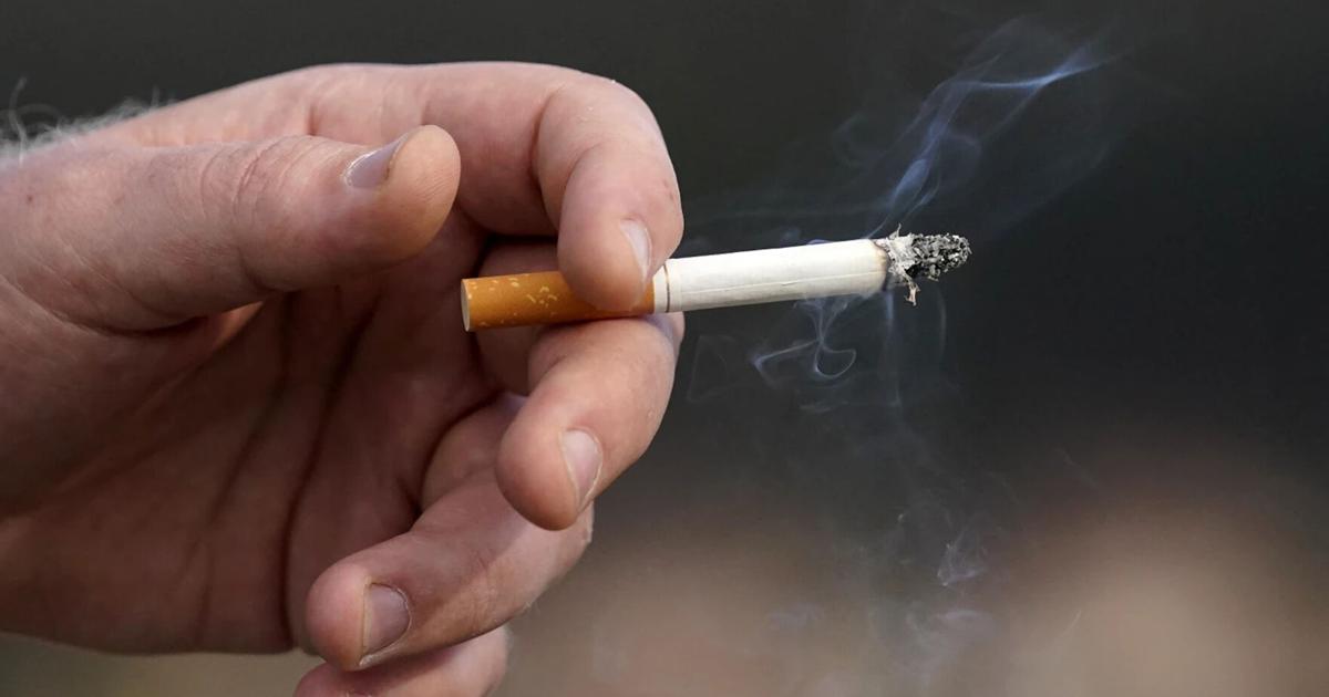 AZ age to buy cigs, vapes just rose from 18 to 21 | State | rdrnews.com AZ age to buy cigs, vapes just rose from 18 to 21 | State | rdrnews.com