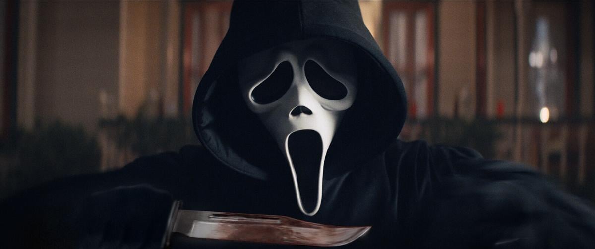 ‘Scary Movie’ alum Carmen Electra directs Ghostface in OnlyFans launch