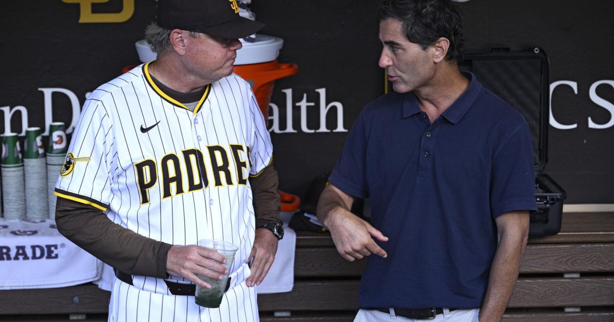 Padres make waves at trade deadline again, unafraid to deal away one of baseball's top prospects