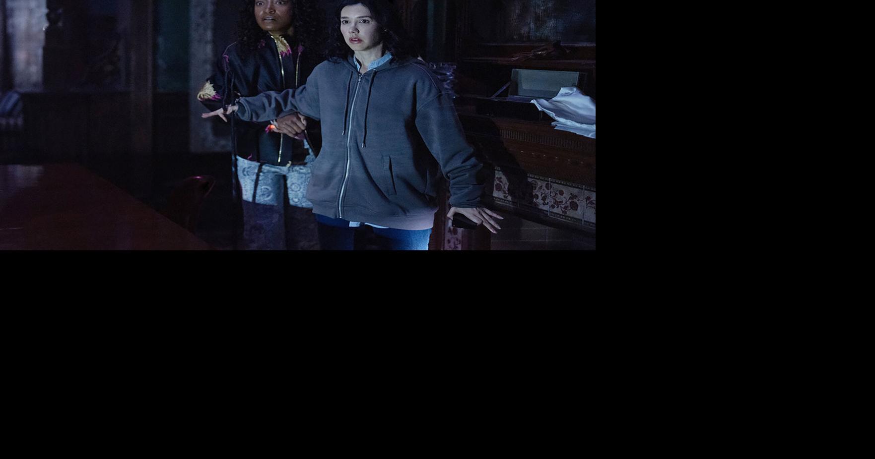 Review: With a dose of paranoia and a charming cast, 'The 'Burbs' draws you into its mystery