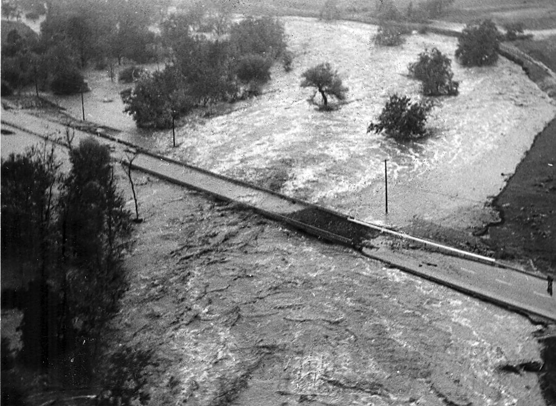 Flood does extensive damage News