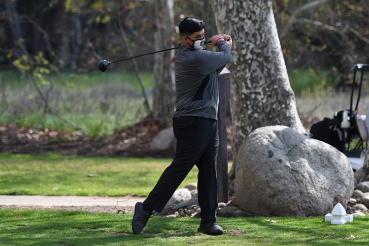 GHHS v MHS Golf-11 (Large).jpg