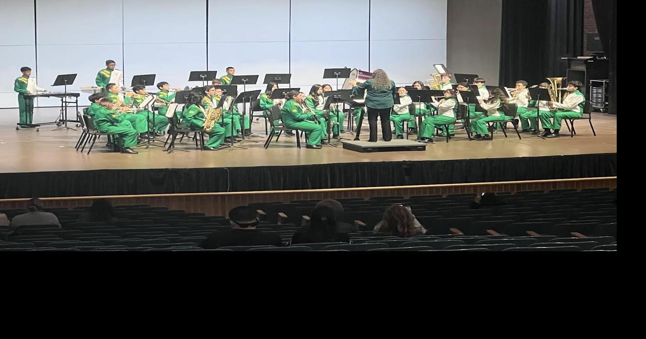 Middle School bands take center stage at CMEA | Photos | recorderonline.com