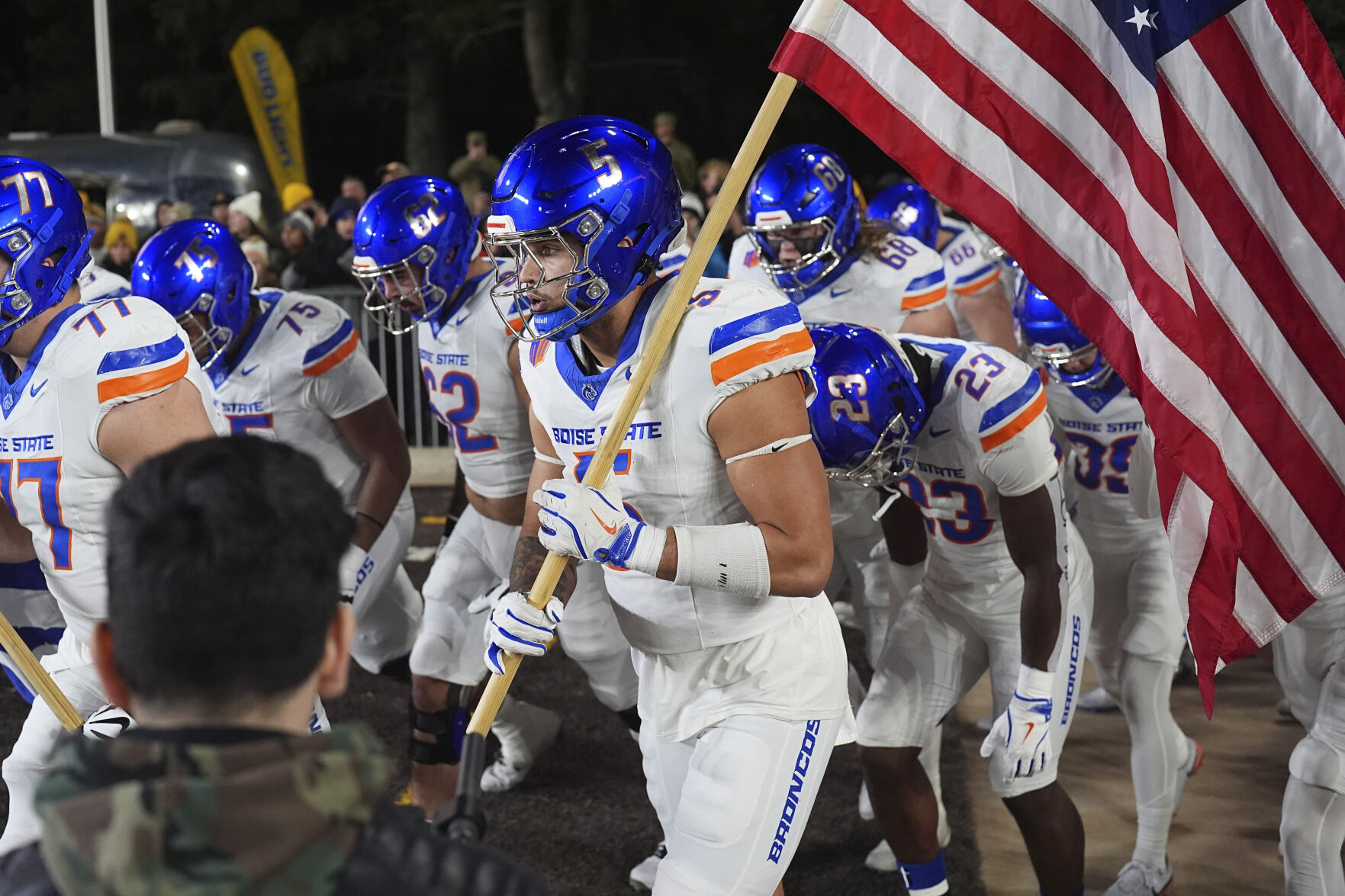 No. 12 Boise State Holds Off Stubborn Wyoming 17-13 And Advances To ...