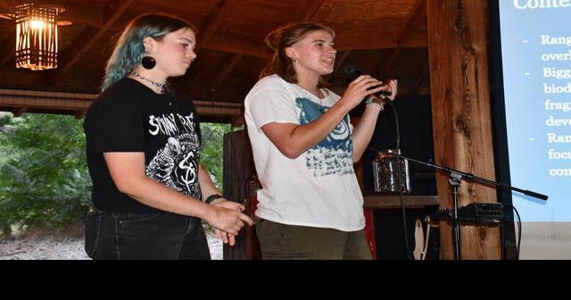 Field Of Study: College students do research at River Ridge | Photos