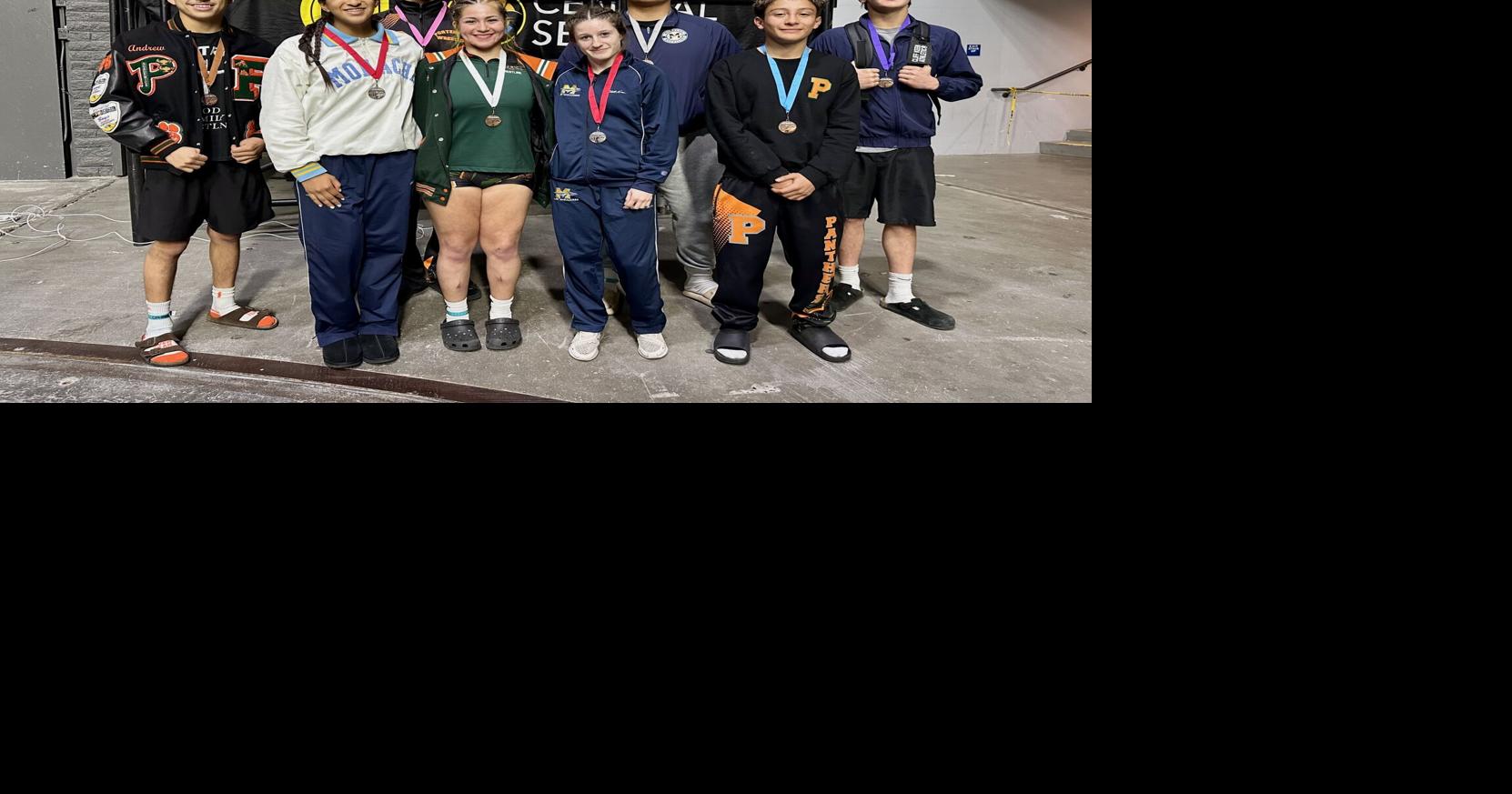 Elite 8: Eight local wrestlers qualify for state