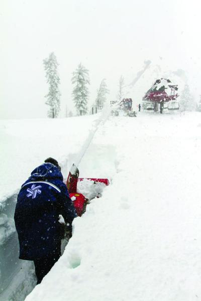 Sierra Storm Brings Much Needed Snow Rain News Recorderonline Com