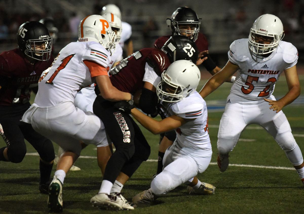 Prep Football Panthers declaw Grizzlies 537 Sports