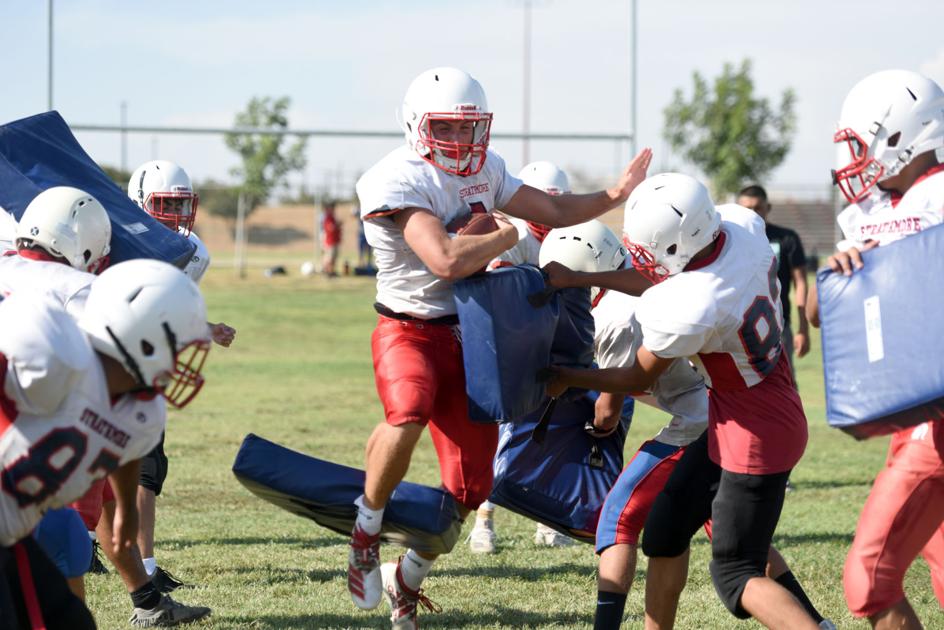 Prep Football Preview Moving On Up Sports Recorderonline Com