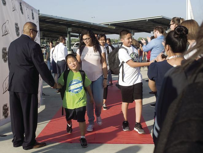 Summit Charter rolls out red carpet for students News