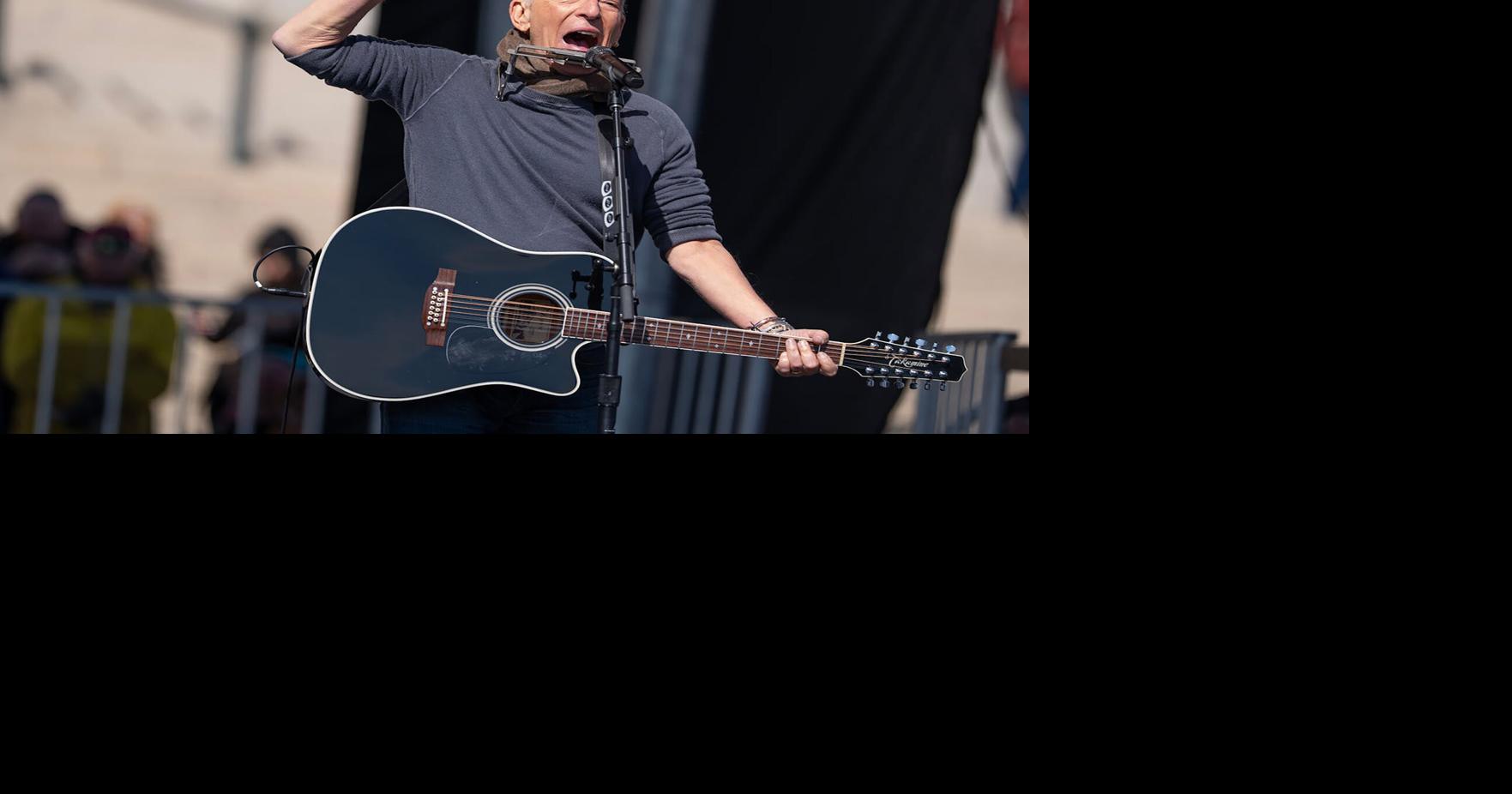 Springsteen will livestream 2 songs for free at Tuesday's Minneapolis concert